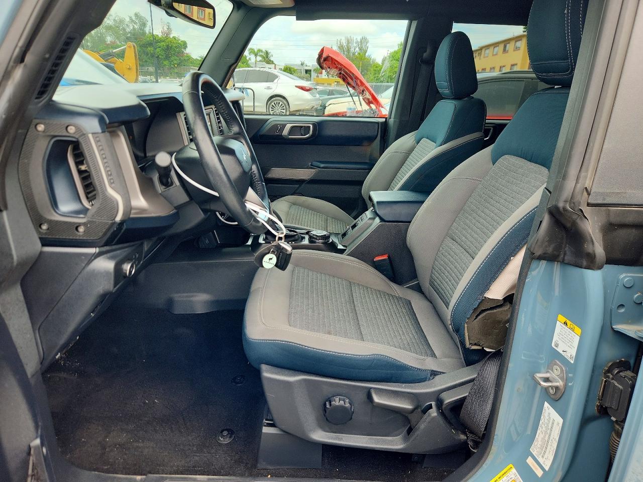 2022 Ford Bronco Base - Image 7