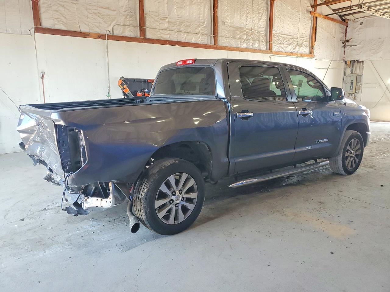 2015 Toyota Tundra Crewmax Limited - Фото 3