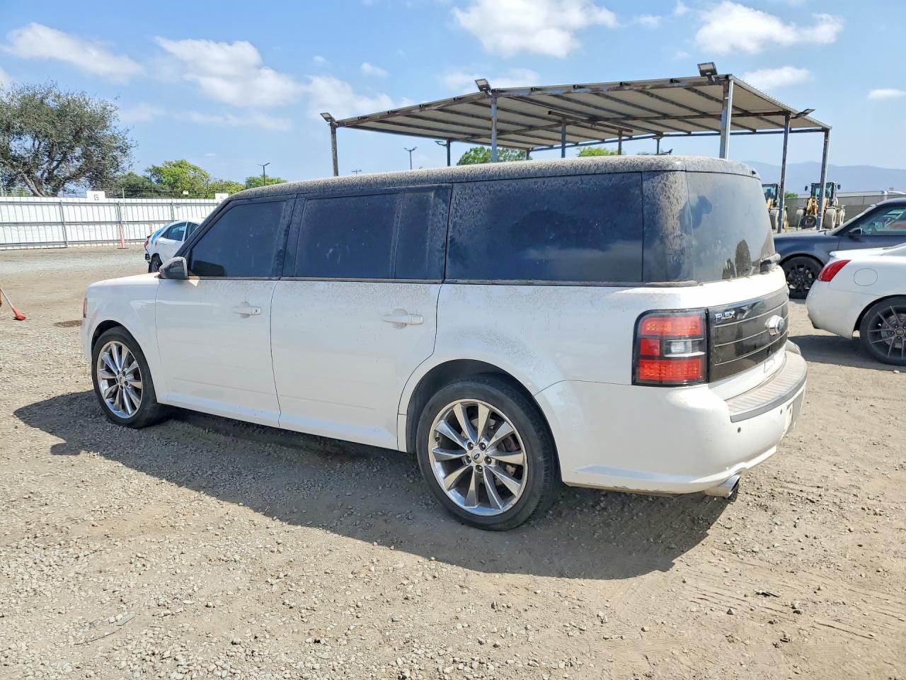 2012 Ford Flex Limited - Фото 2
