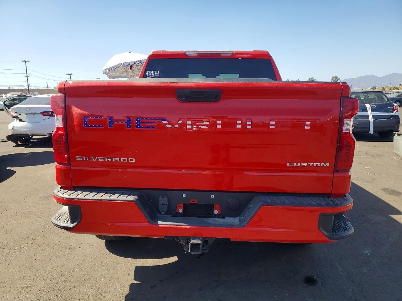 2024 Chevrolet Silverado C1500 Custom - Фото 6