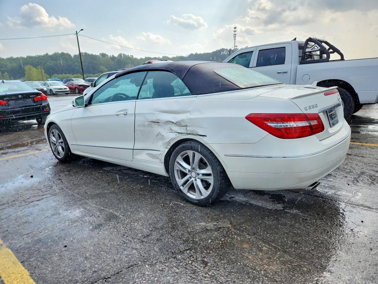 2011 Mercedes-Benz E 350 - Image 2
