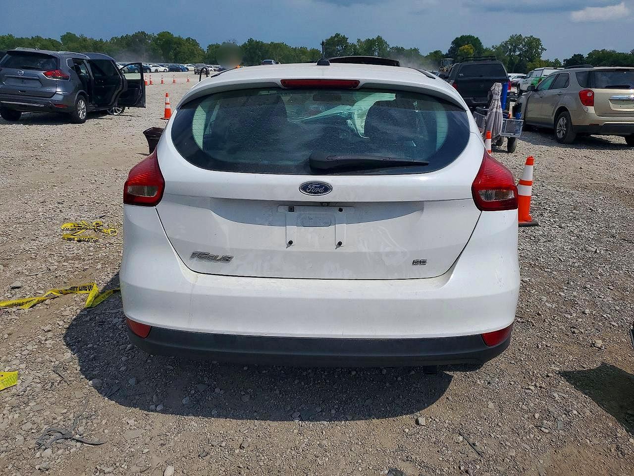 2016 Ford Focus Se - Фото 6