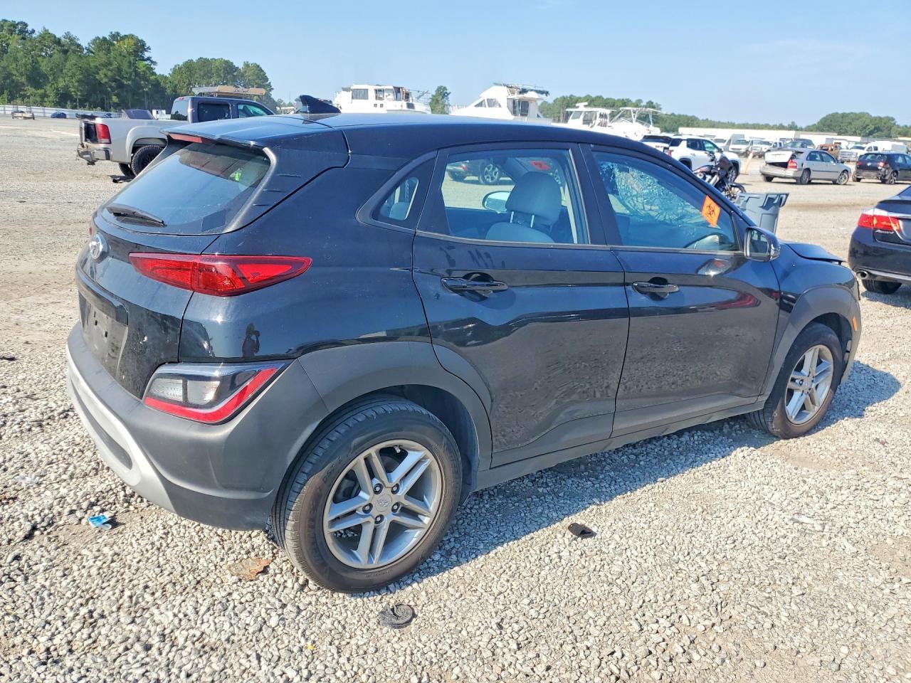 2023 Hyundai Kona Se - Image 3