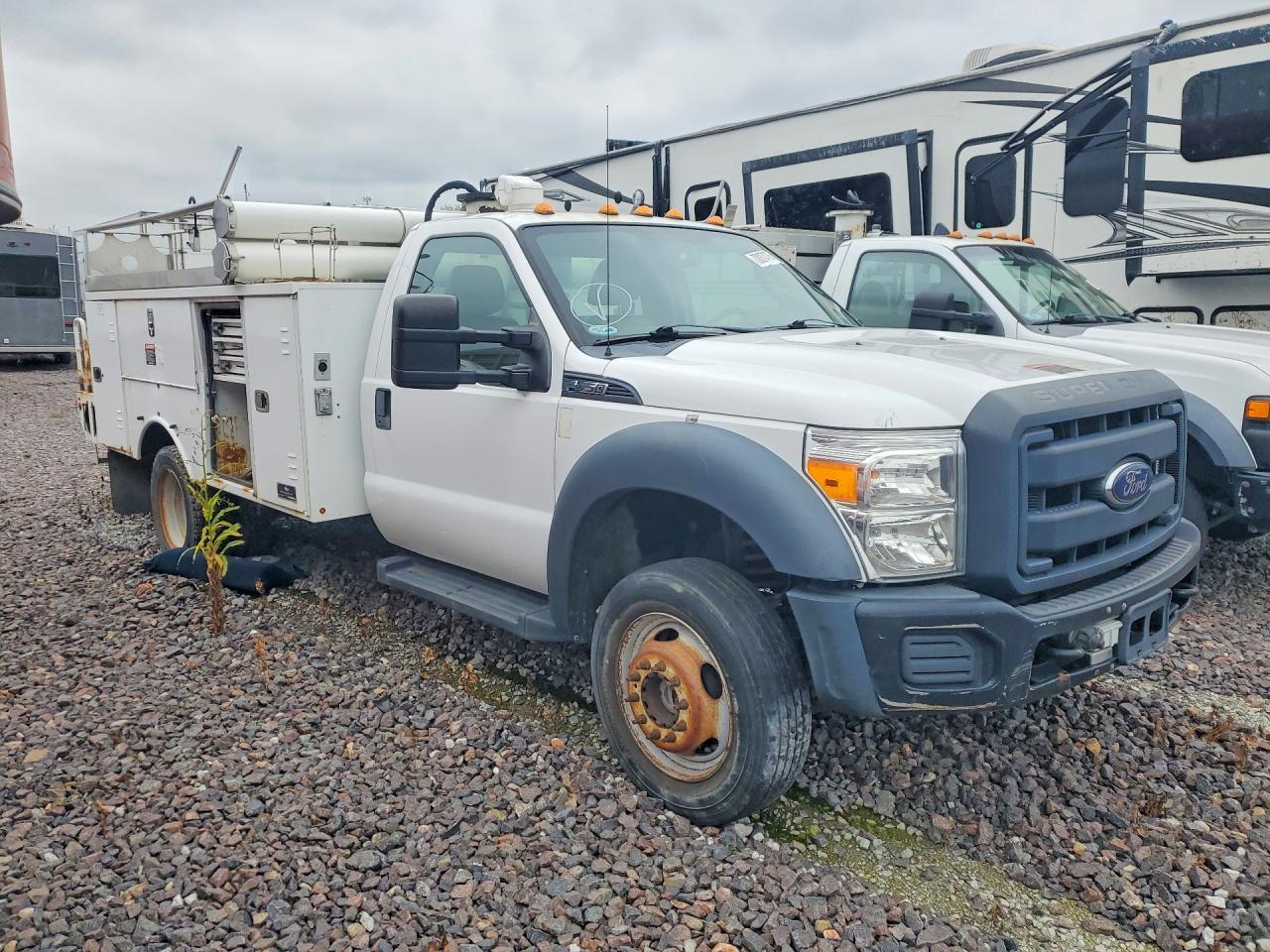 2013 Ford F450 Utility Service Truck - Image 4