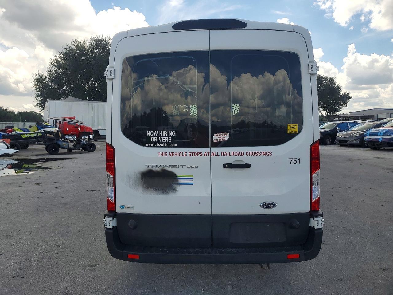 2019 Ford Transit T-350 - Image 6