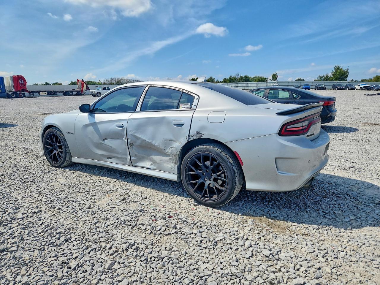 2020 Dodge Charger - Фото 2