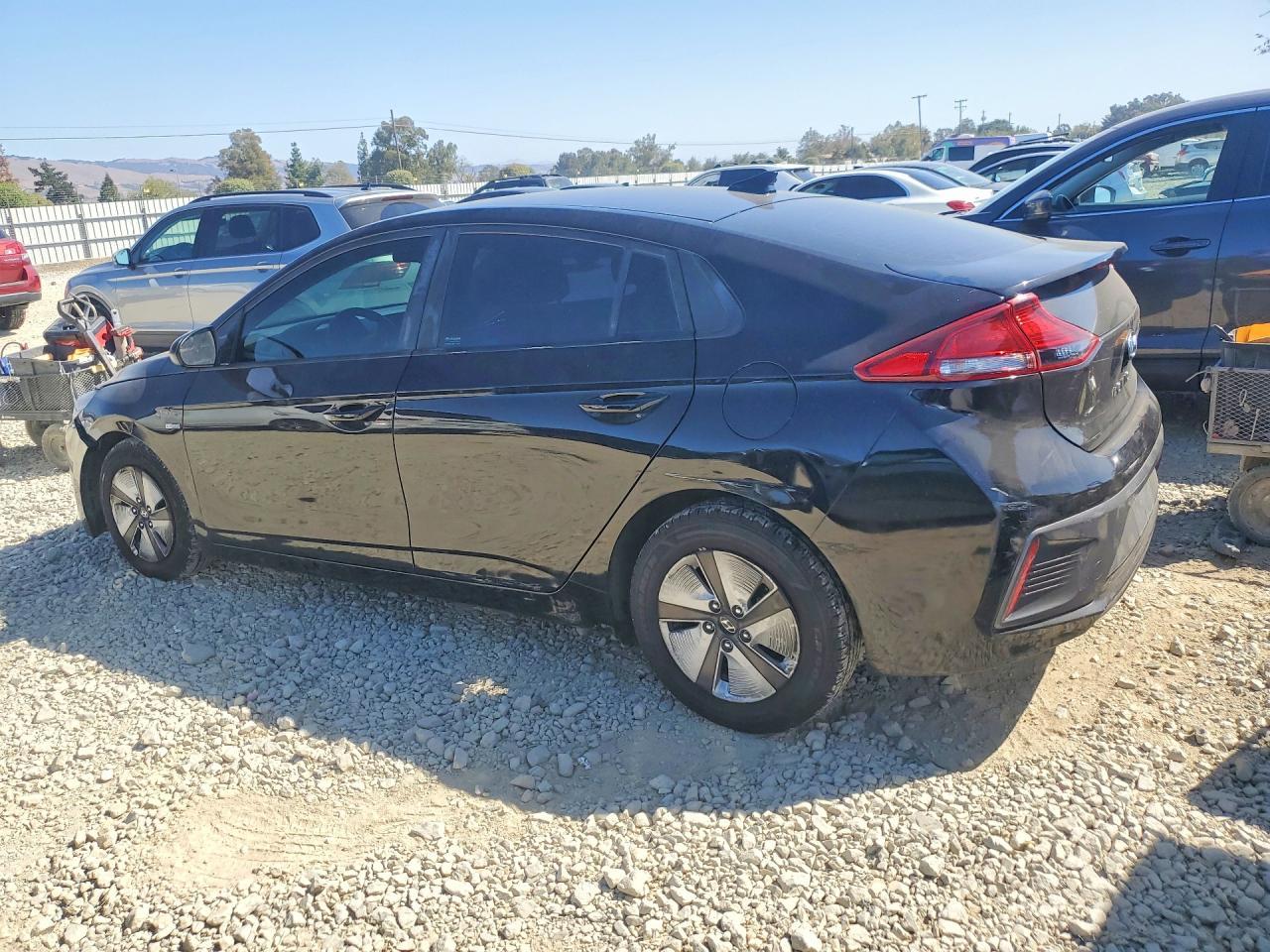 2020 Hyundai Ioniq Blue - Фото 2