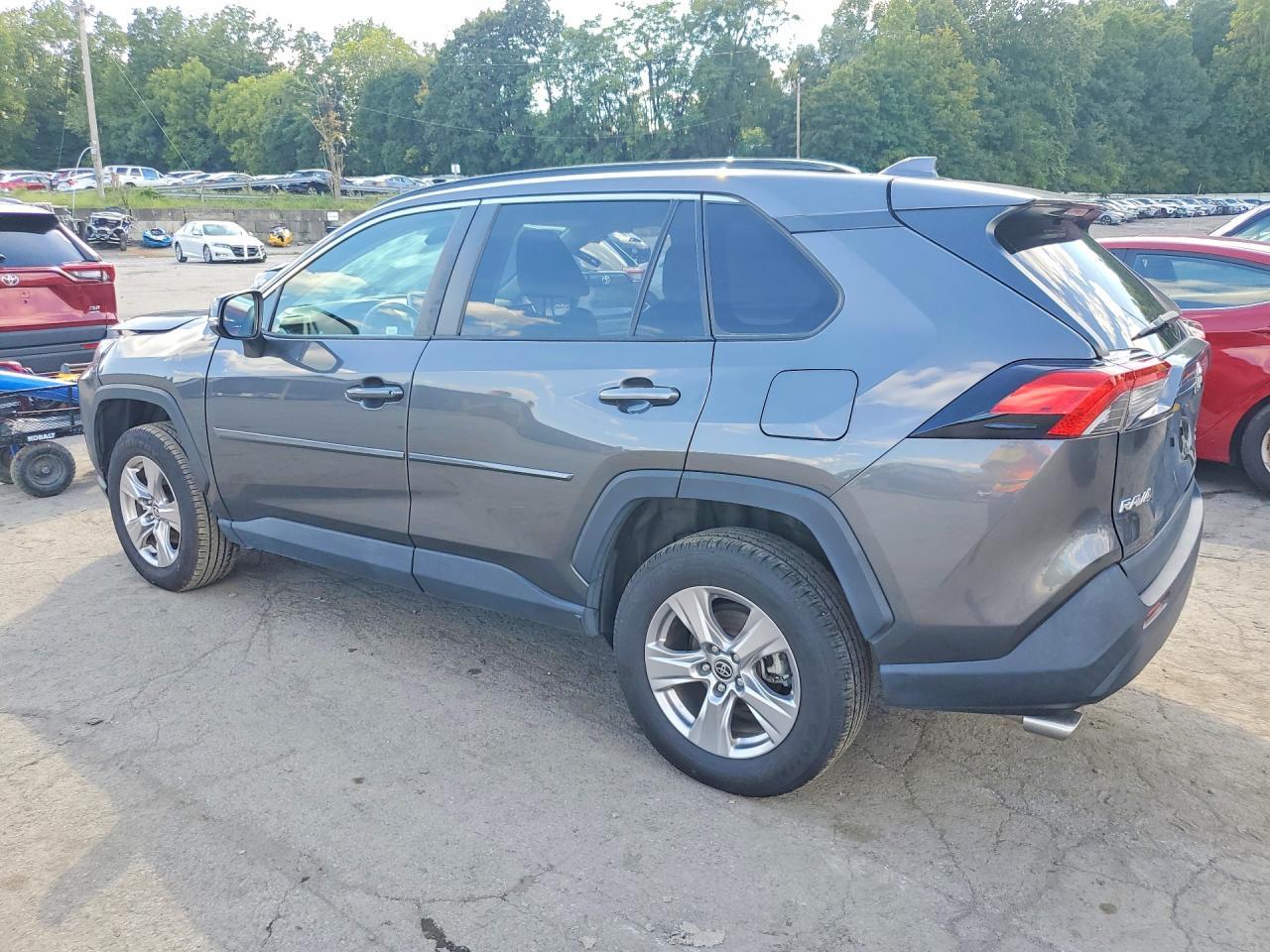 2023 Toyota Rav4 Xle - Фото 2