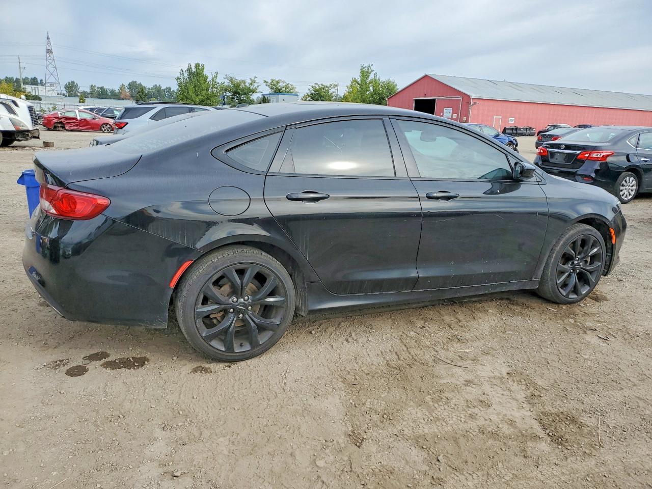 2016 Chrysler 200 S - Фото 3