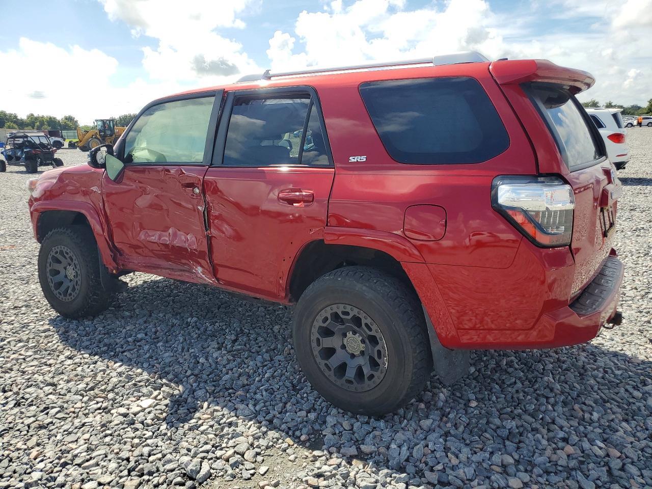 2017 Toyota 4Runner Sr5 Premium - Image 2
