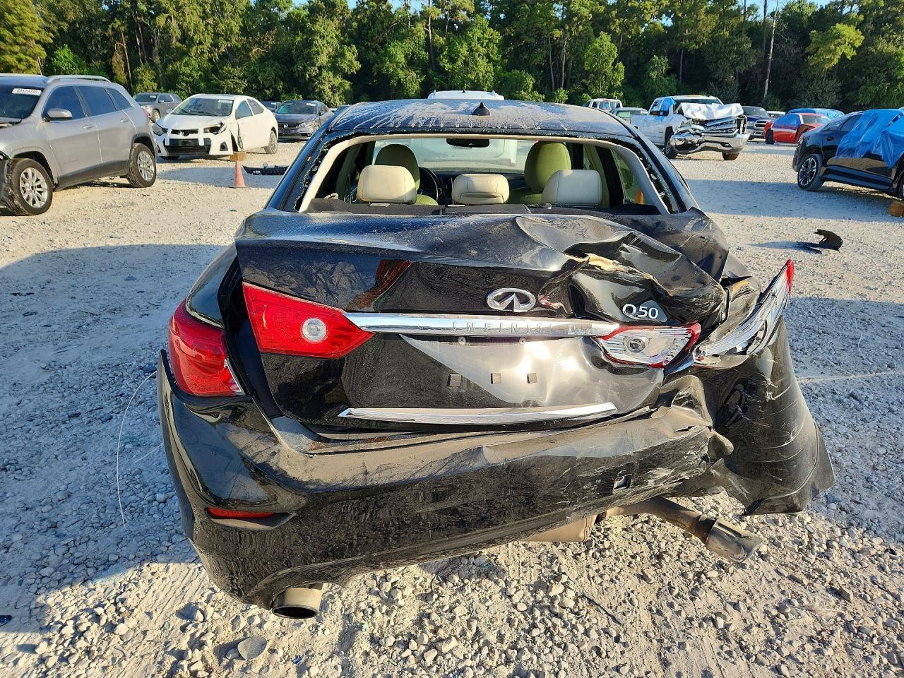 2017 Infiniti Q50 3.0T Premium - Фото 6