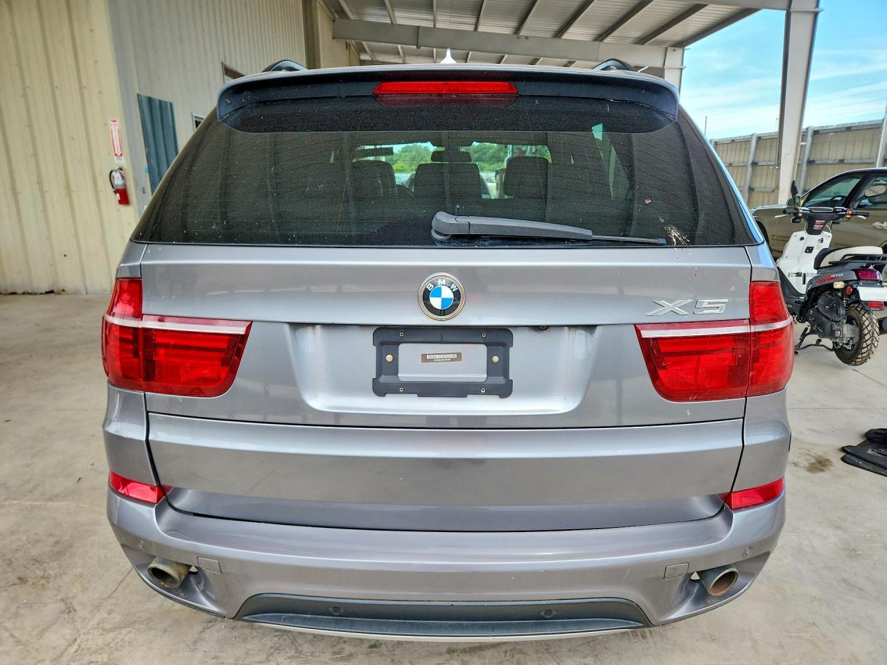 2012 BMW X5 xDrive35I - Image 6