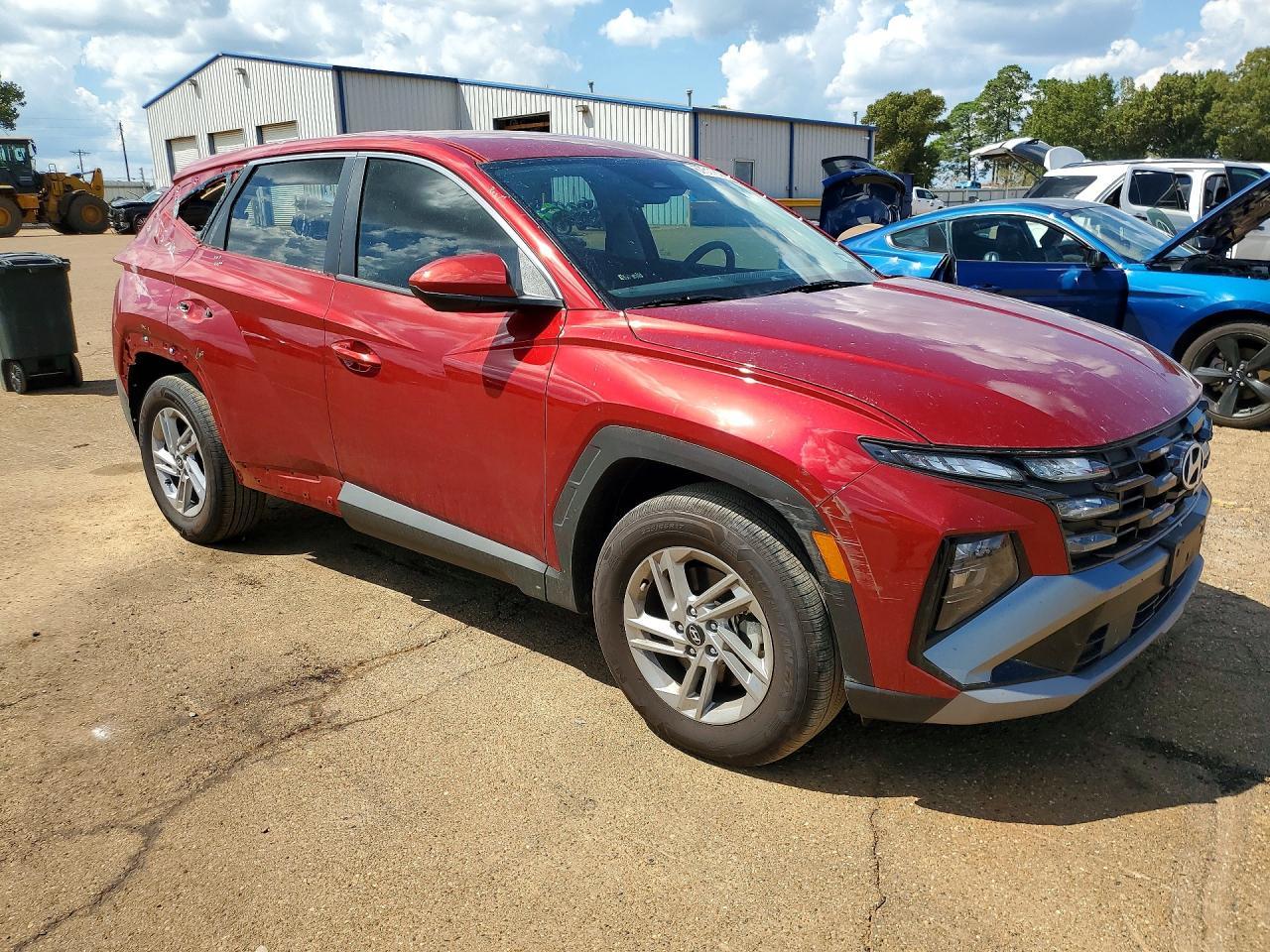 2025 Hyundai Tucson Se - Image 4