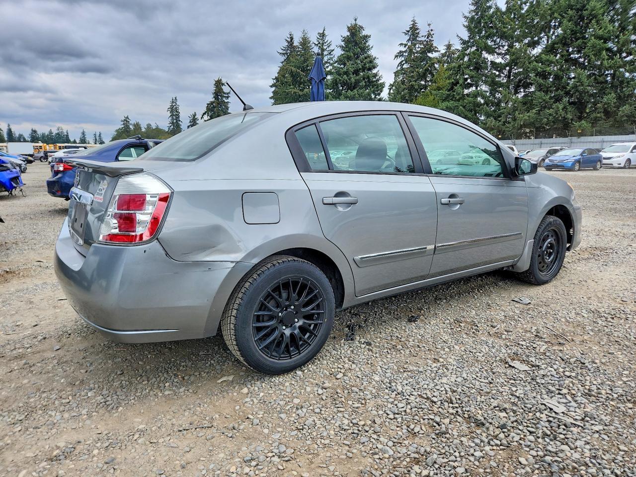 2011 Nissan Sentra 2.0 - Фото 3