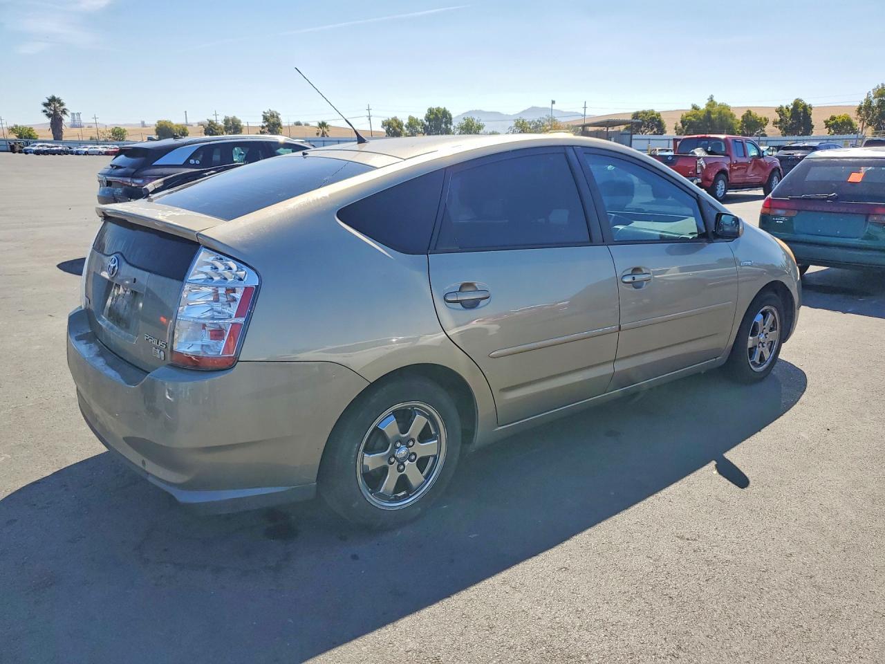2006 Toyota Prius Base - Фото 3