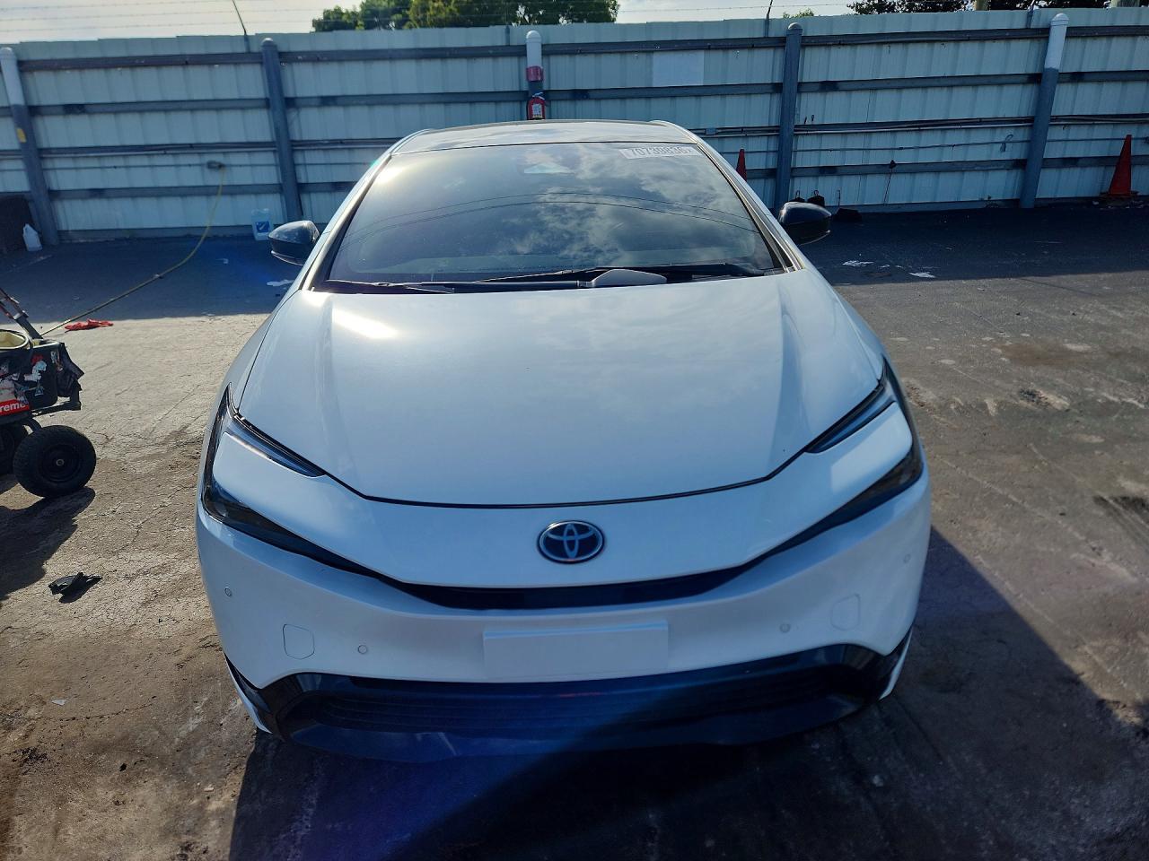 2024 Toyota Prius Xle - Фото 5