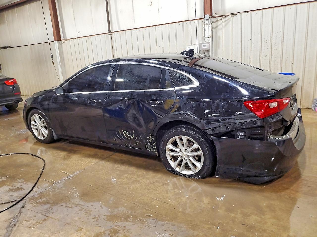 2017 Chevrolet Malibu Lt - Фото 2