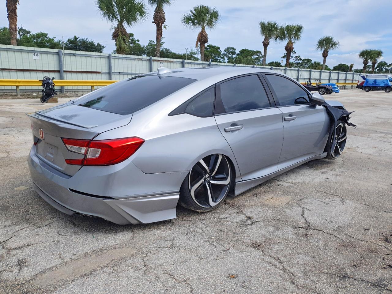 2018 Honda Accord Sport - Фото 3