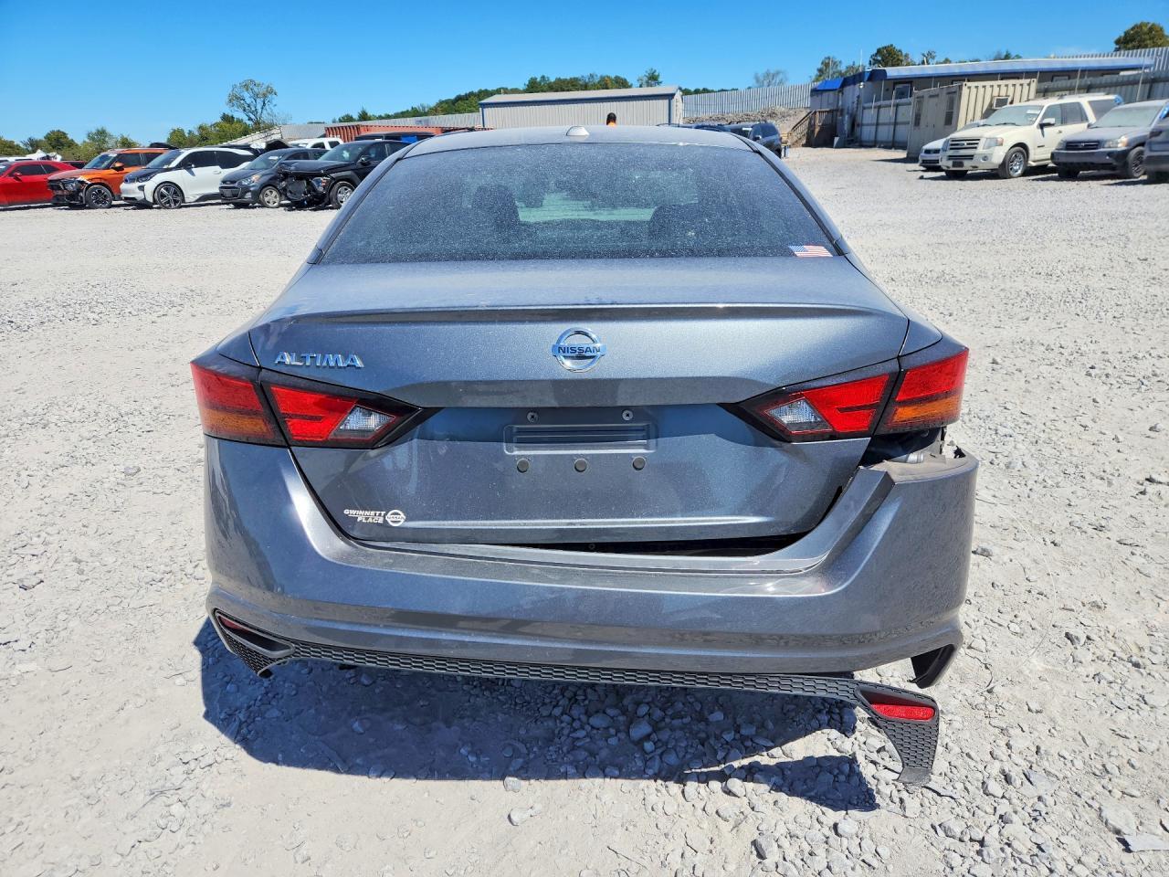 2020 Nissan Altima S - Фото 6