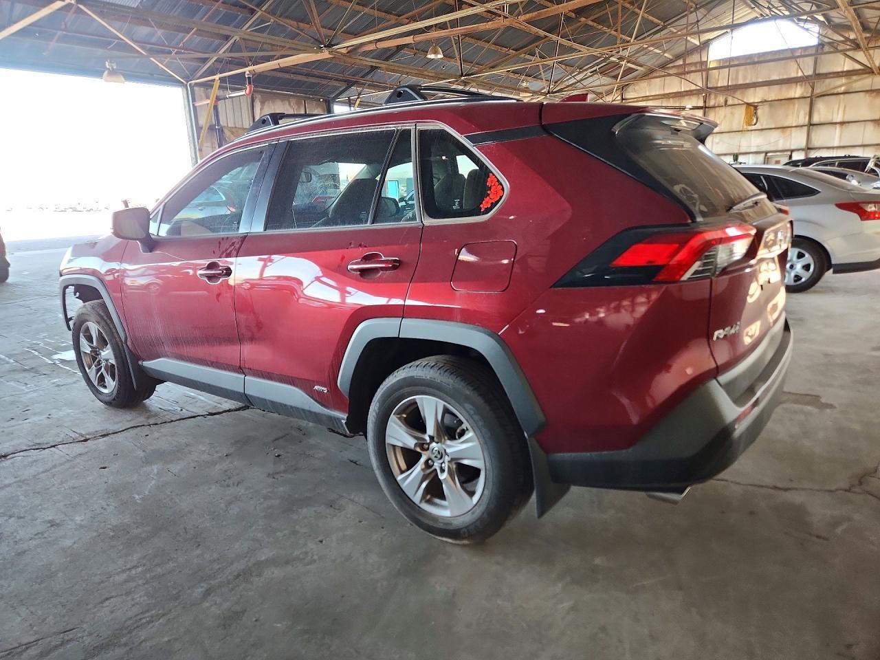 2025 Toyota Rav4 Hybrid Le - Image 2