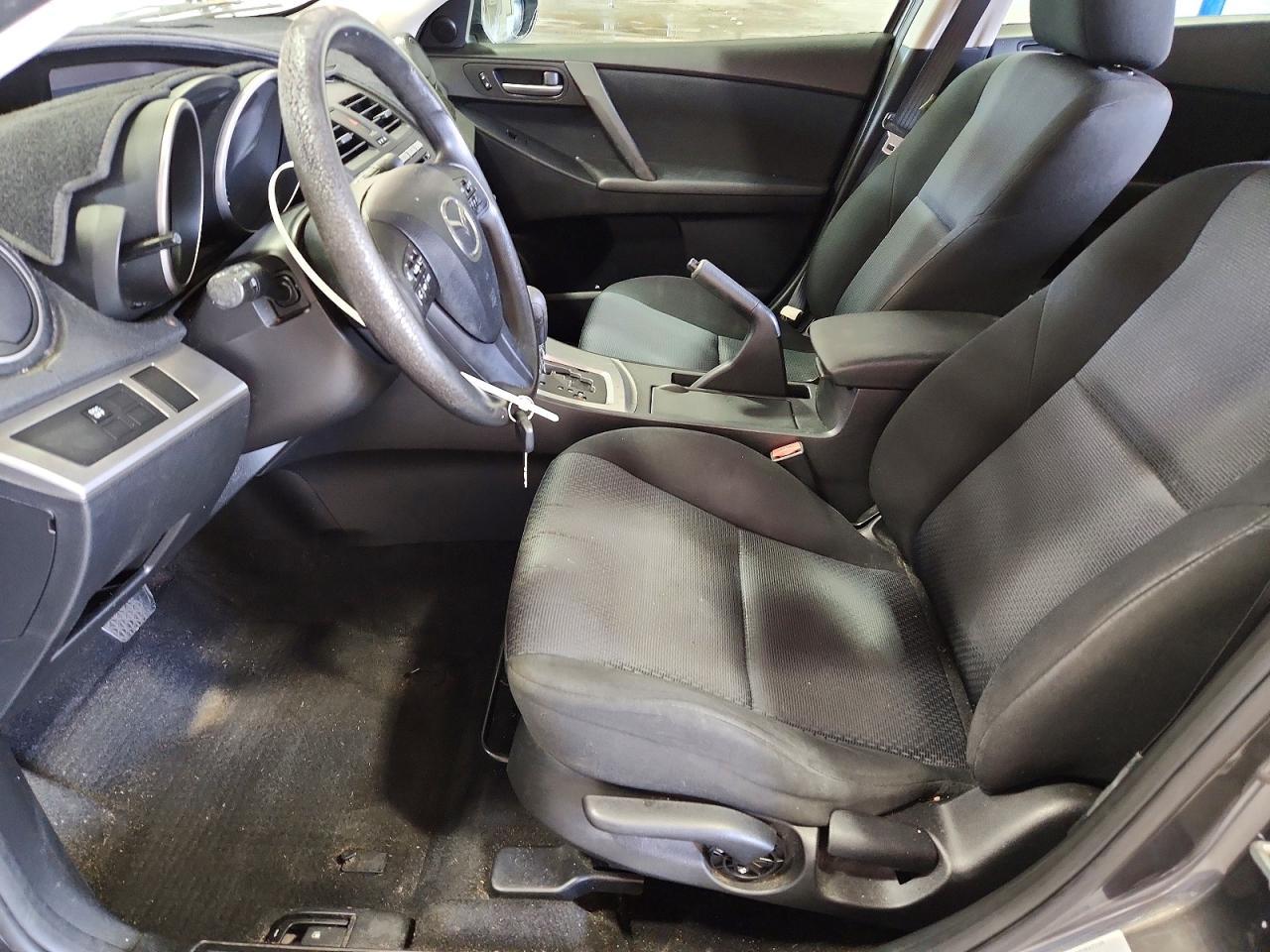 2010 Mazda 3 I - Image 7