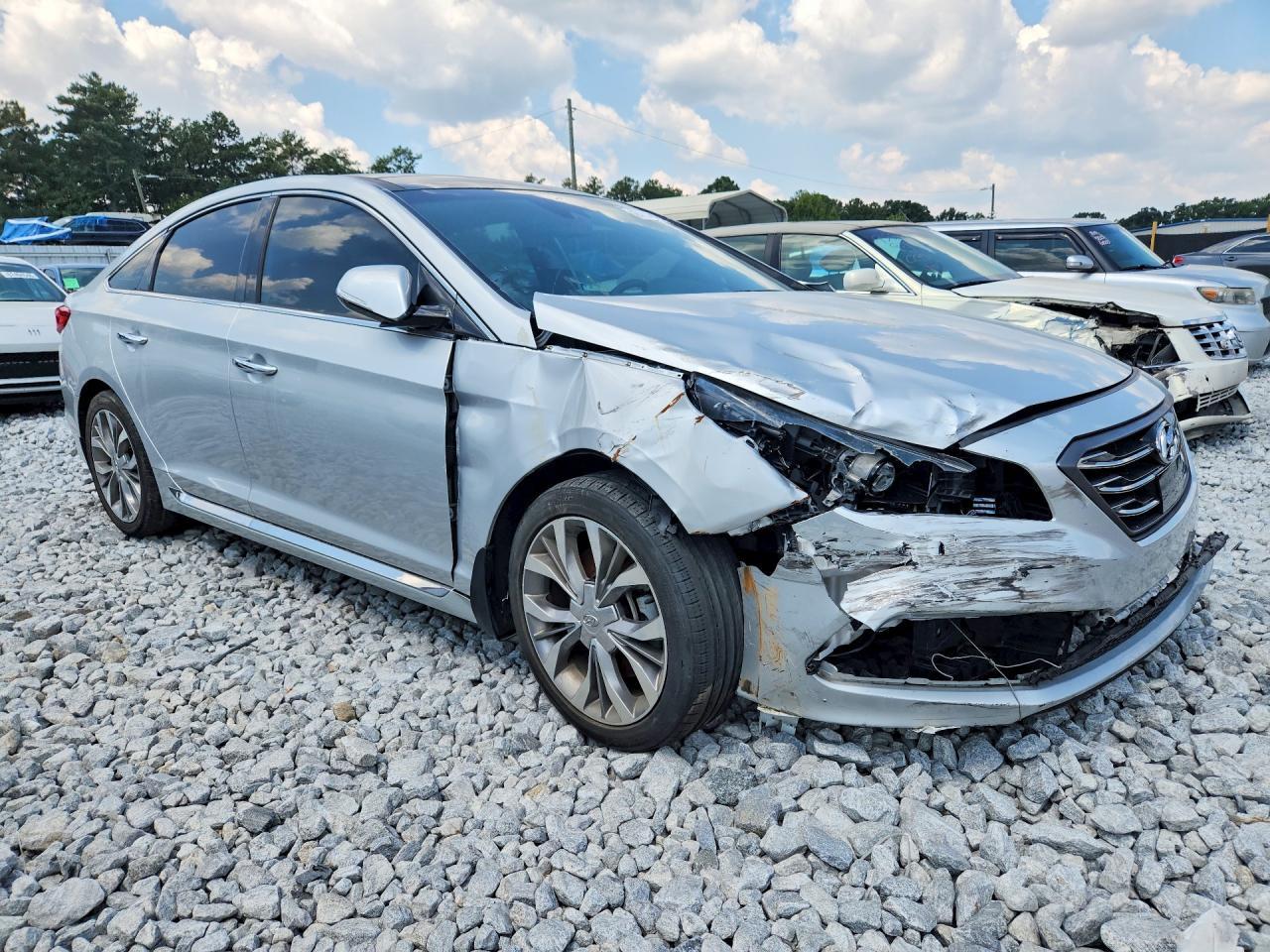 2017 Hyundai Sonata Limited 2.0T - Фото 4