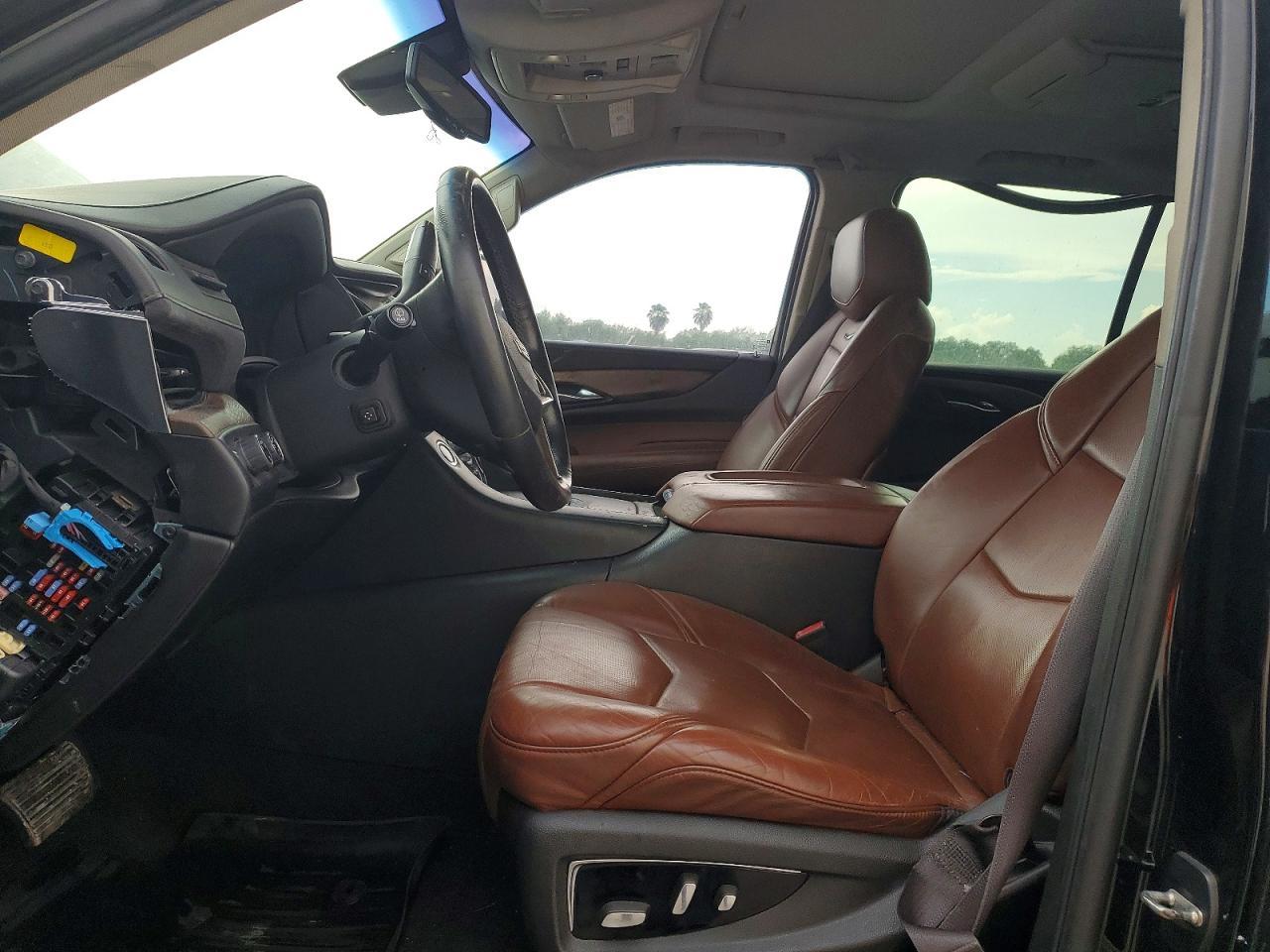 2015 Cadillac Escalade Esv Premium - Image 7