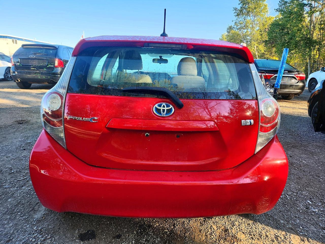 2013 Toyota Prius C One - Фото 6
