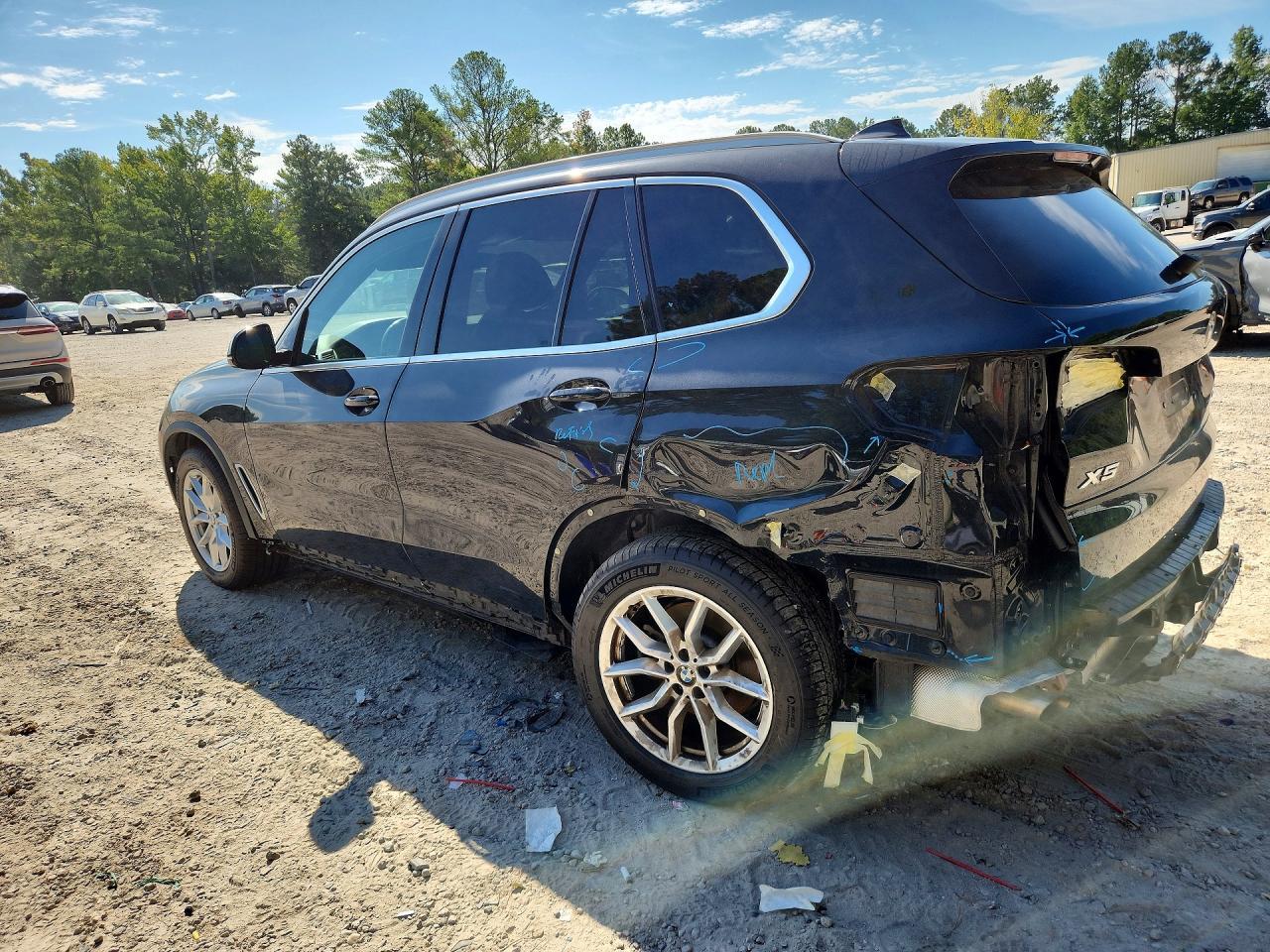 2019 BMW X5 xDrive40I - Фото 2