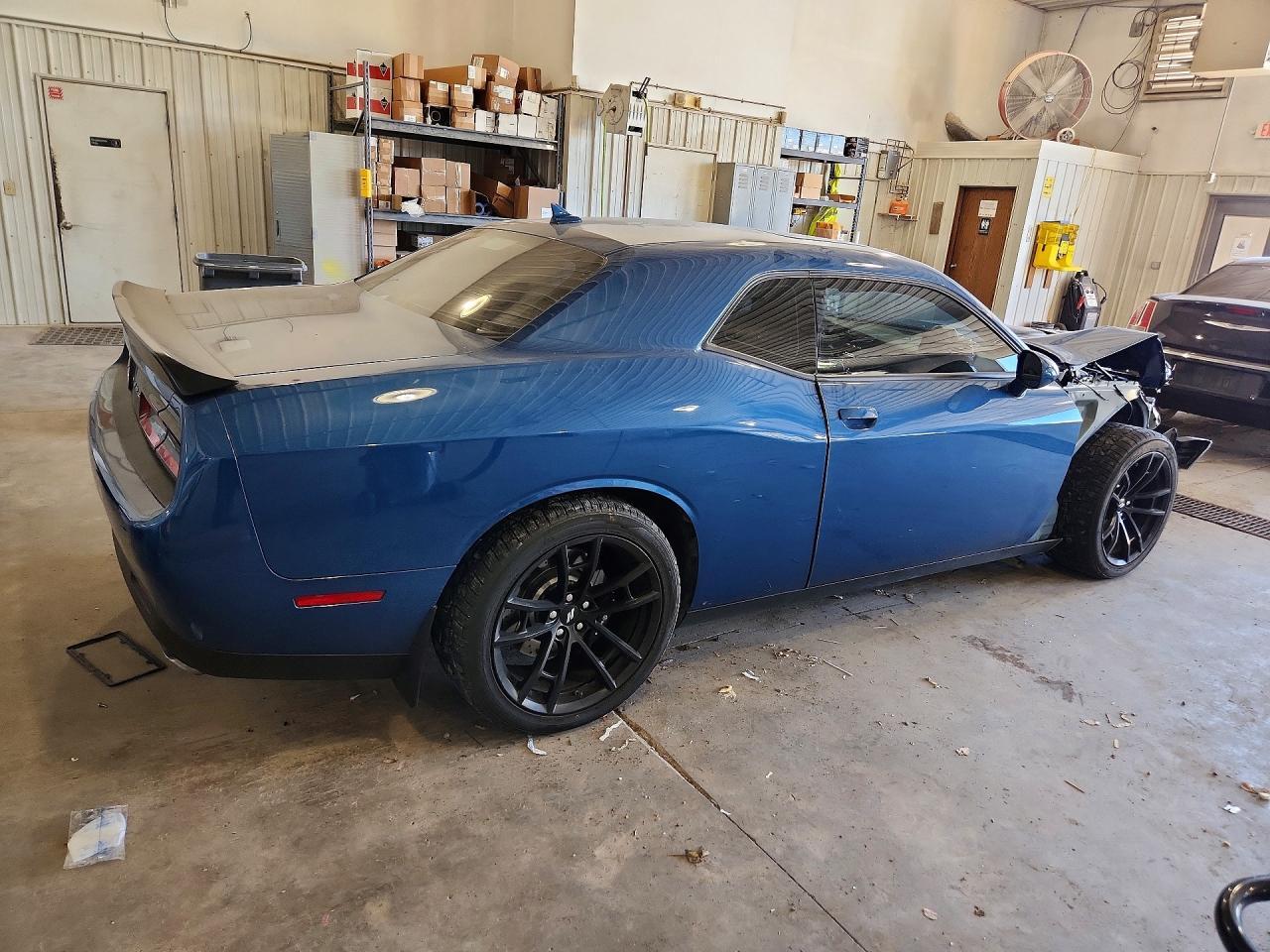 2022 Dodge Challenger R/T - Фото 3