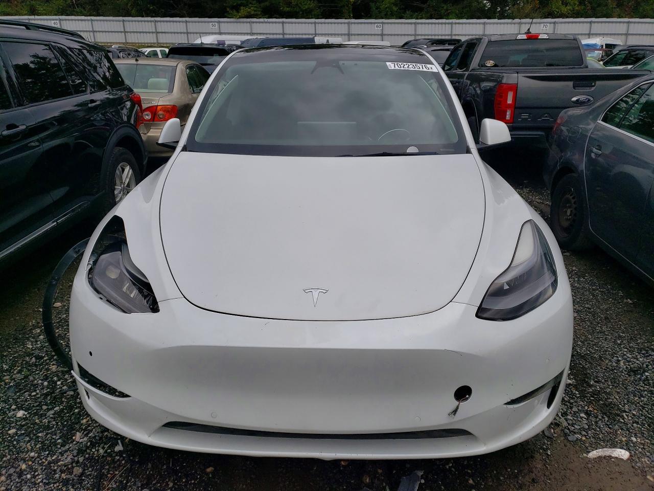2022 Tesla Model Y - Image 5