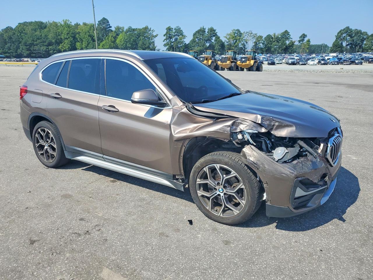 2020 BMW X1 xDrive28I - Image 4