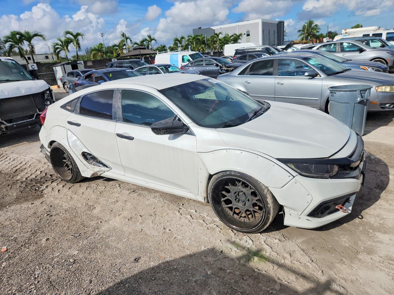 2019 Honda Civic Sport - Image 4