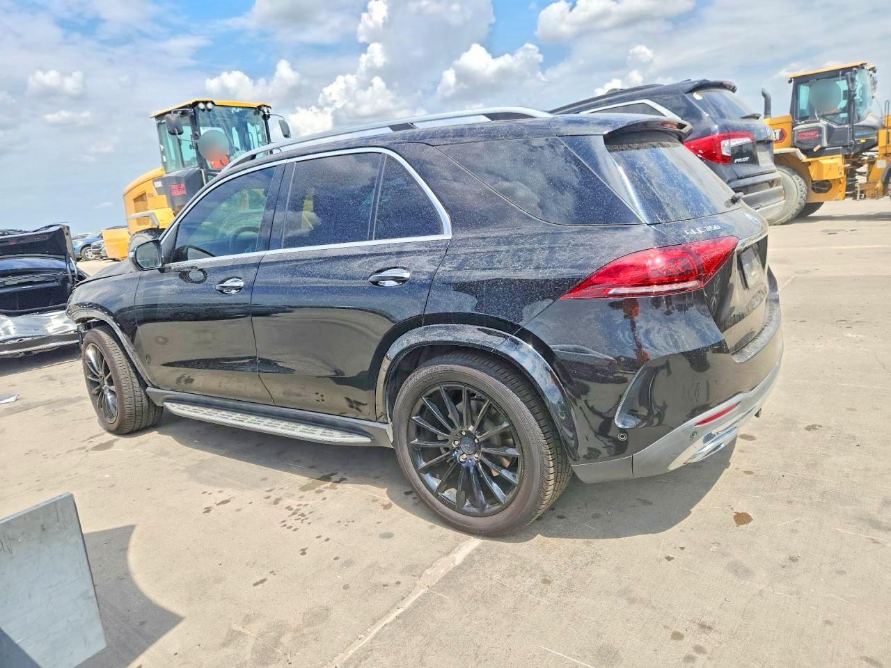 2020 Mercedes-Benz Gle 350 4Matic - Фото 2