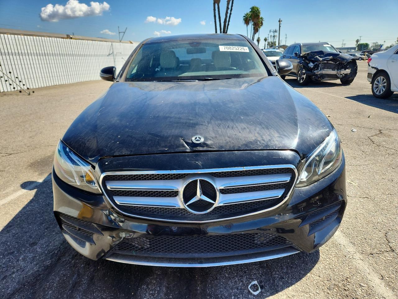 2017 Mercedes-Benz E 300 - Фото 5