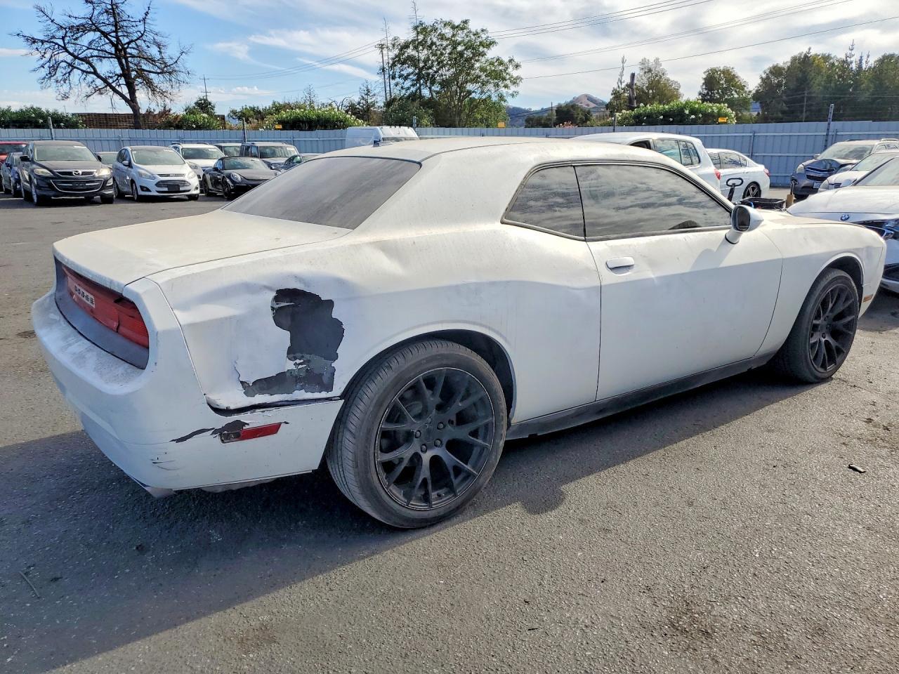 2012 Dodge Challenger Sxt - Фото 3