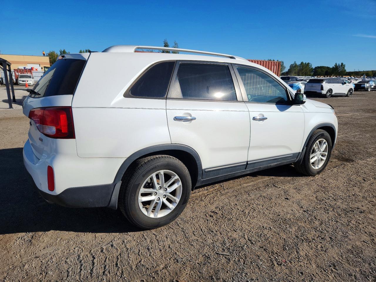 2015 Kia Sorento Lx - Image 3