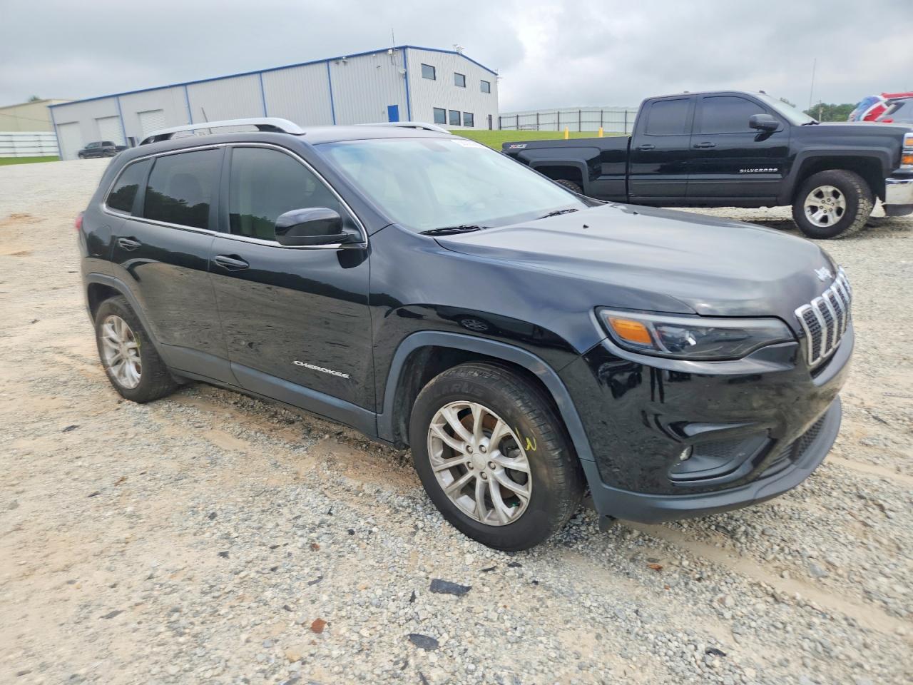 2019 Jeep Cherokee Latitude - Image 4