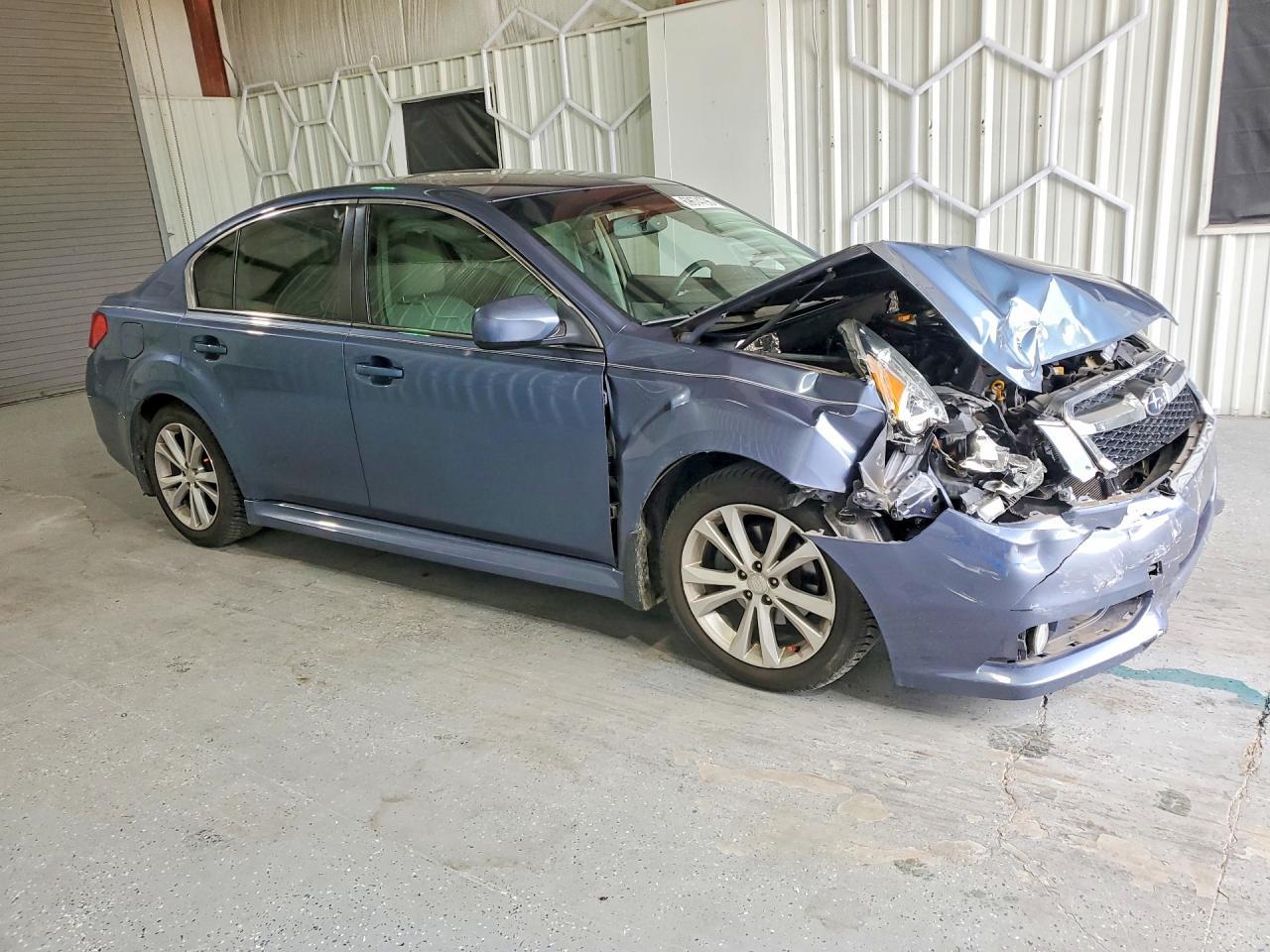 2014 Subaru Legacy 2.5I Limited - Image 4