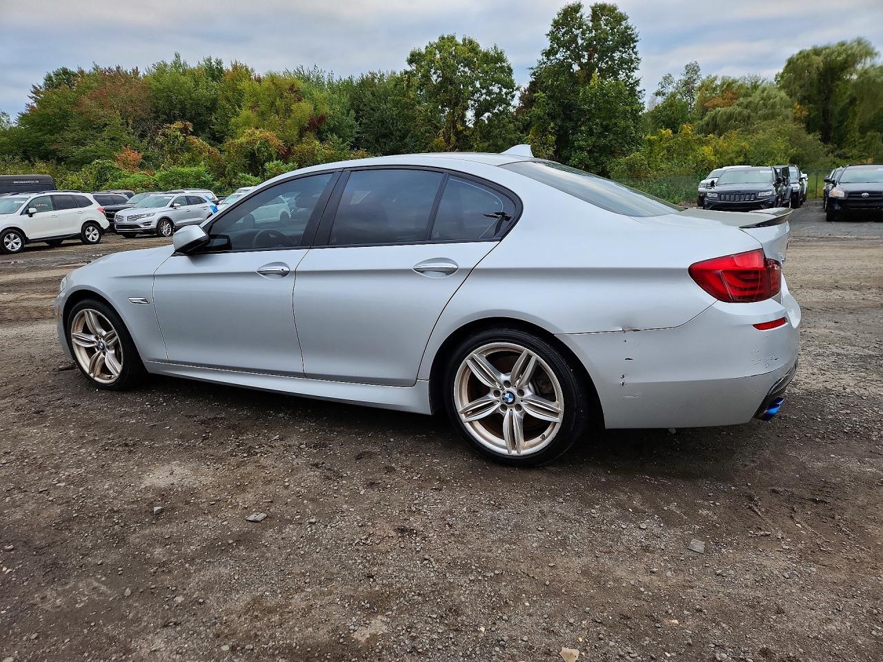 2013 BMW 550 Xi - Image 2