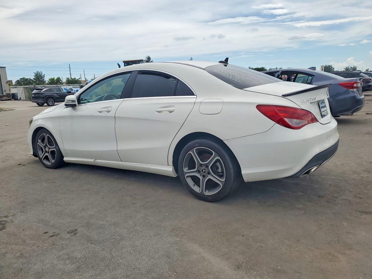 2019 Mercedes-Benz Cla 250 - Image 2