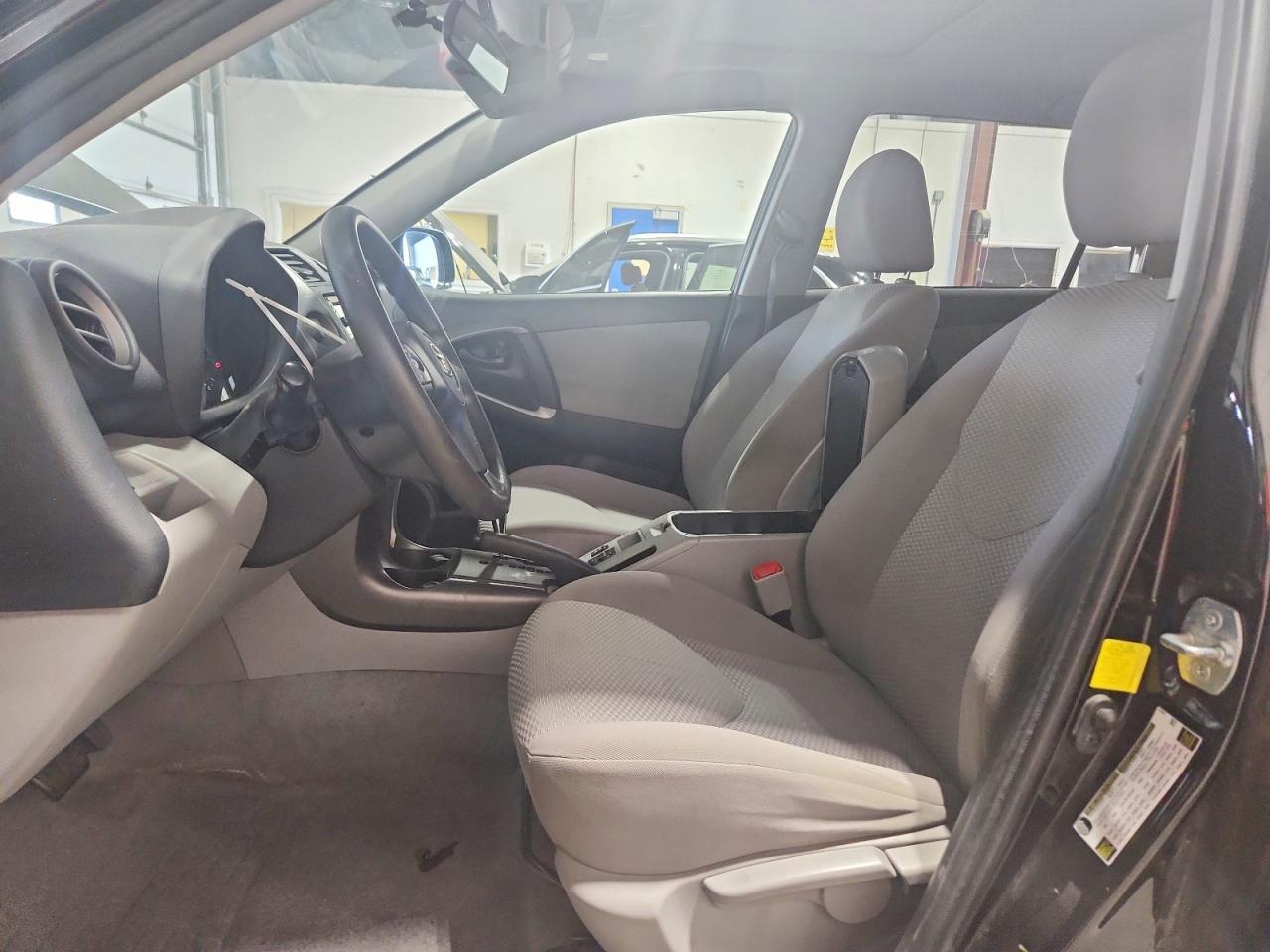 2012 Toyota Rav4 Base - Image 7