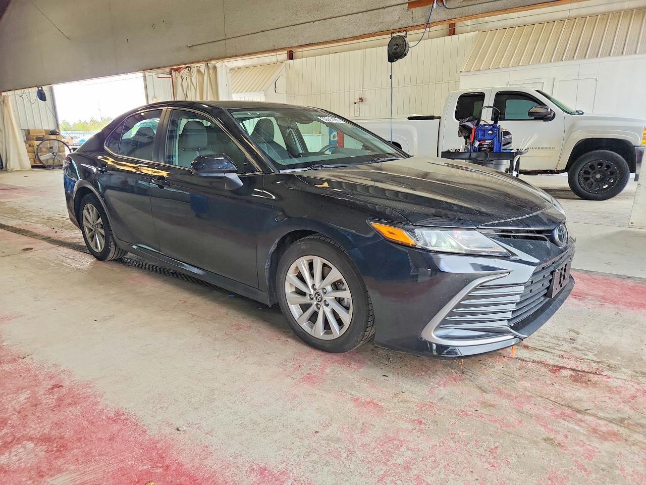 2023 Toyota Camry Le - Image 4