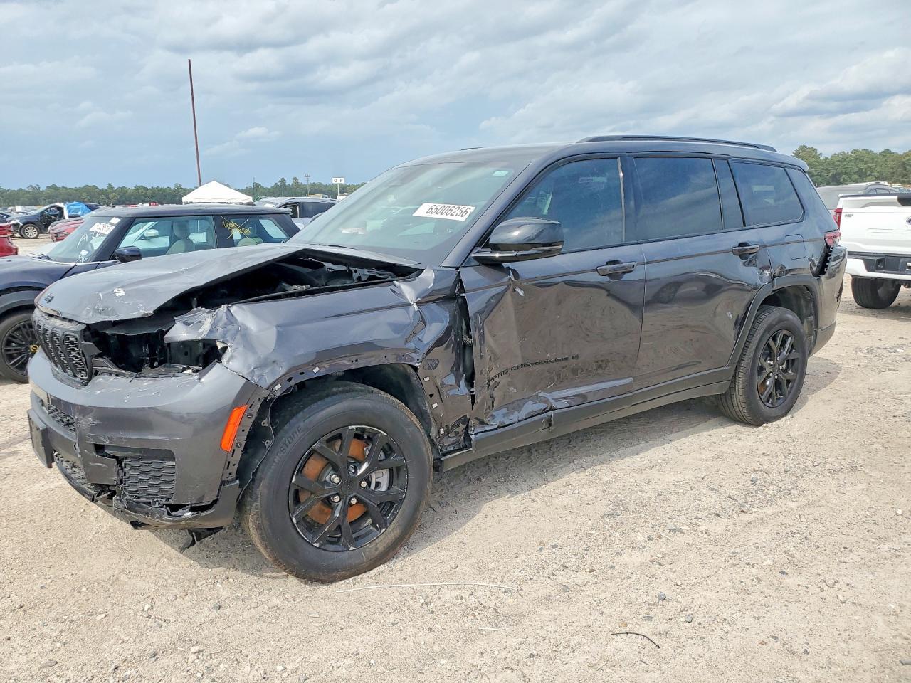 2024 Jeep Grand Cherokee L Laredo