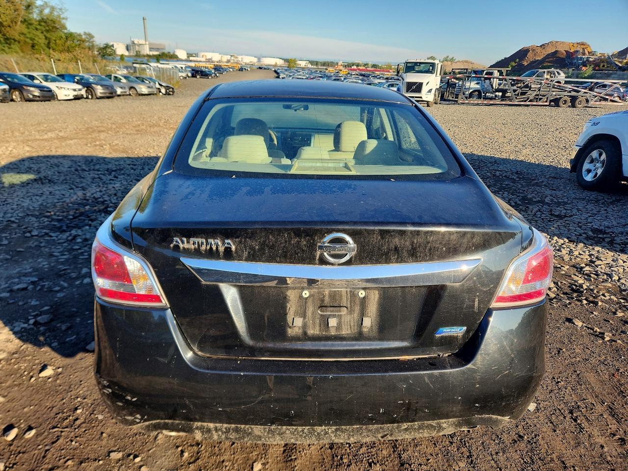 2014 Nissan Altima 2.5 - Image 6