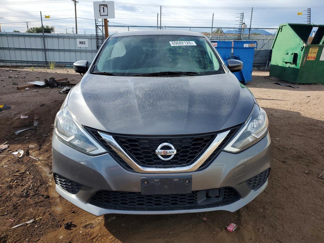 2019 Nissan Sentra S - Фото 5