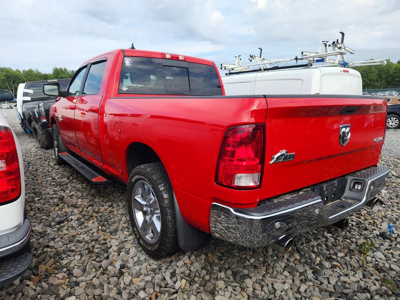 2019 Ram 1500 Classic Slt - Image 2