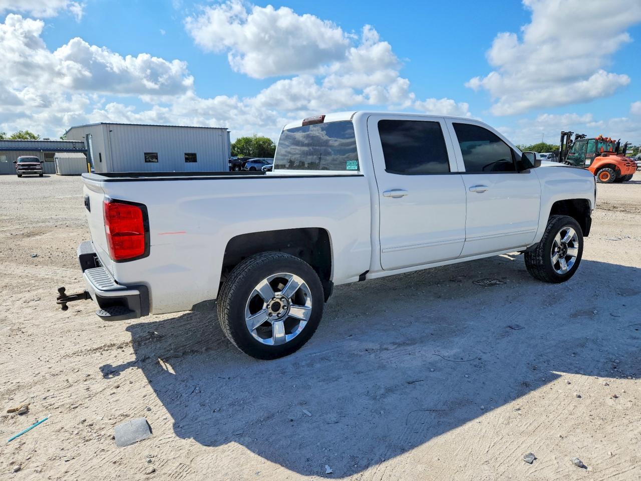 2018 Chevrolet Silverado K1500 Lt - Image 3
