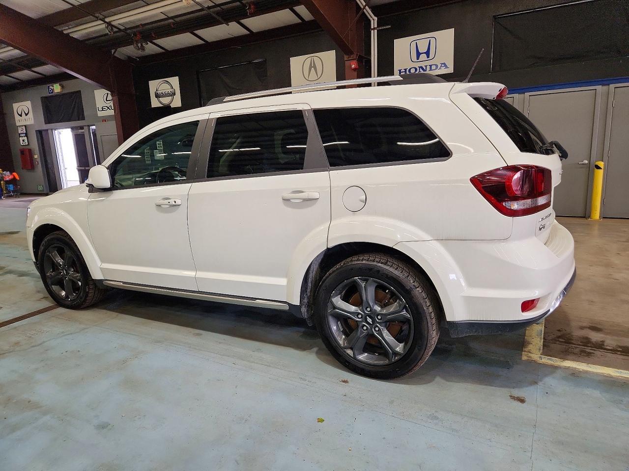 2018 Dodge Journey Crossroad - Фото 2