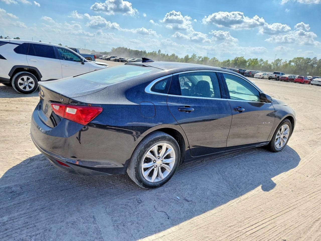2023 Chevrolet Malibu Lt - Фото 4